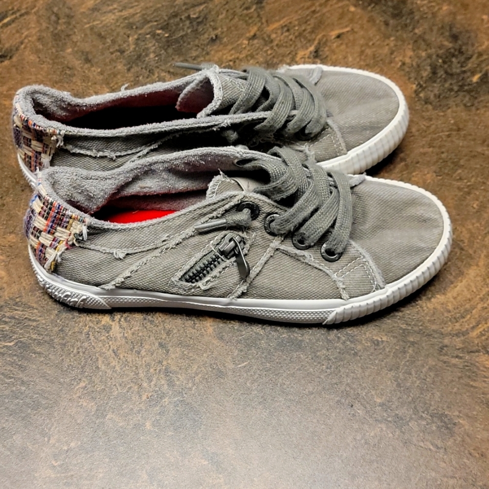 Girls Size 1 Blowfish slip on